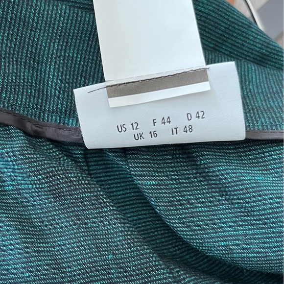 Akris Punto Linen Blend Ser Top and Tiered Skirt - Picture 9 of 13